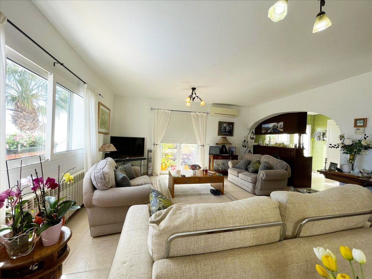 Villa met zeezicht te koop in Calpe