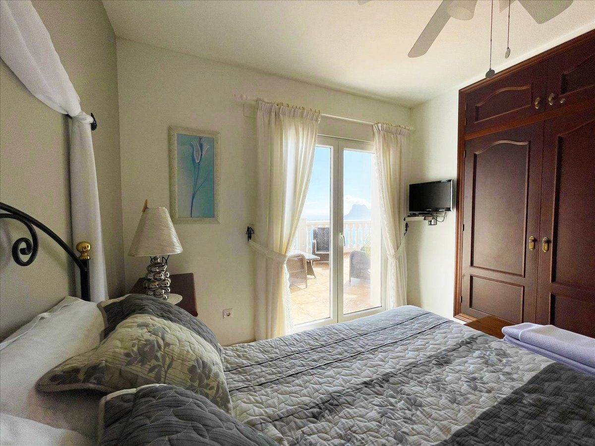Villa met zeezicht te koop in Calpe