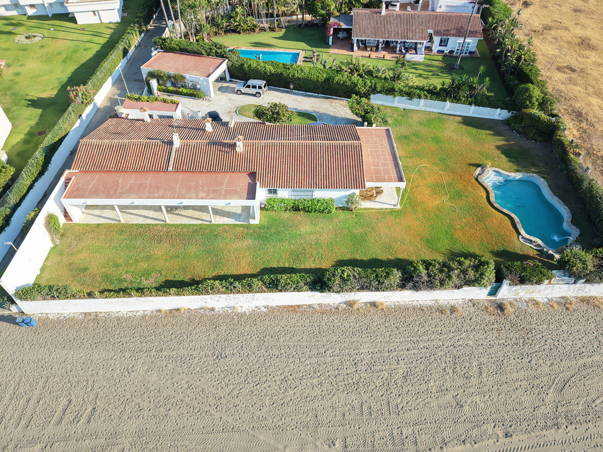 Villa te koop in Guadalmina Baja