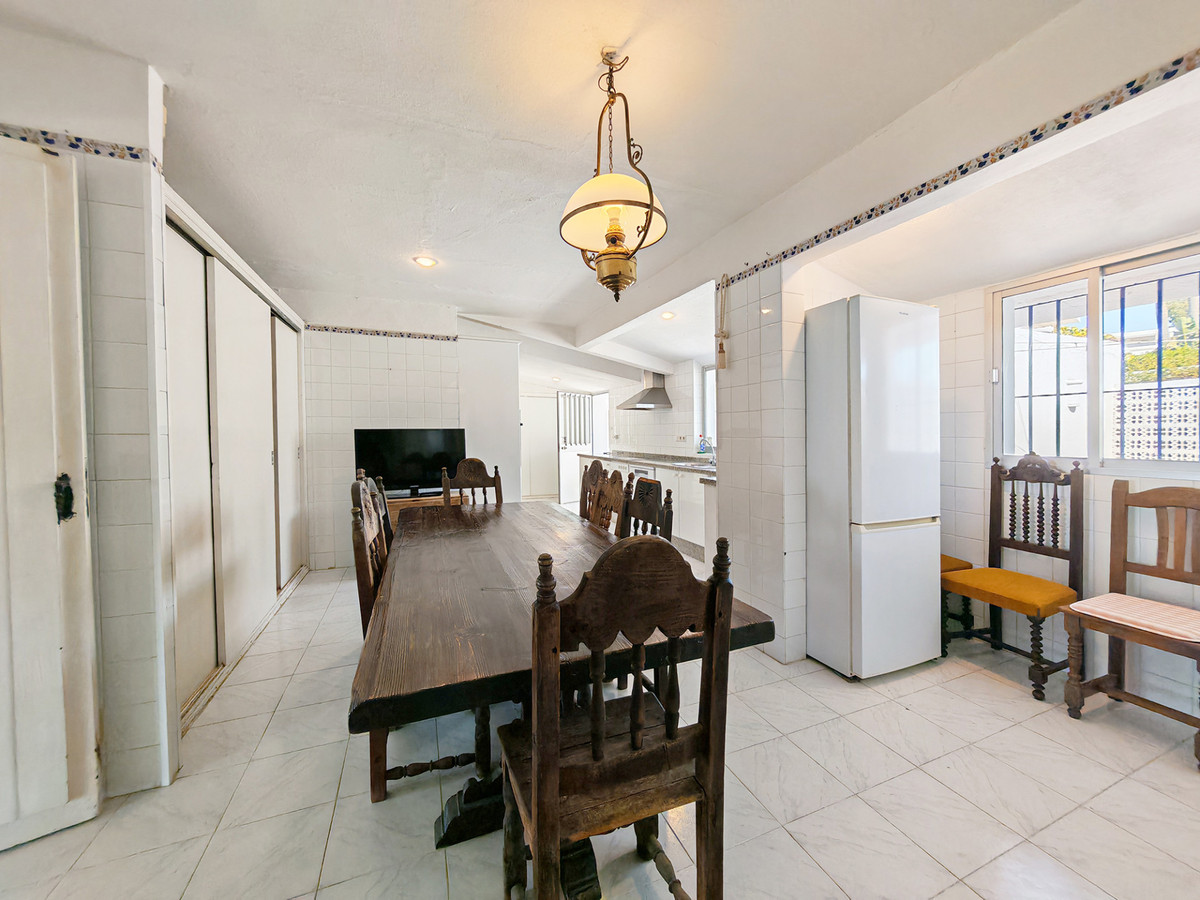 Villa te koop in Guadalmina Baja