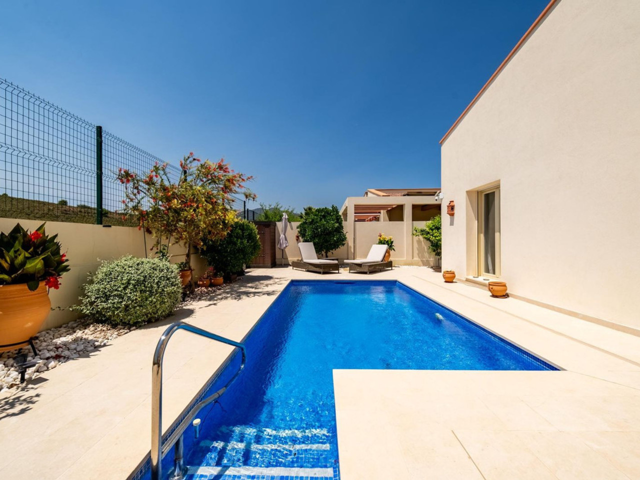 Villa te koop in Coin
