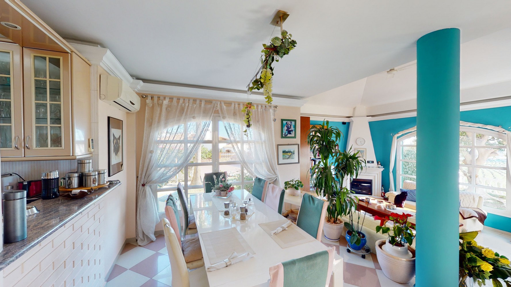 Exclusieve villa te koop in Torrox Costa