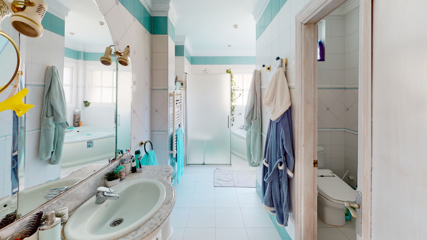 Exclusieve villa te koop in Torrox Costa