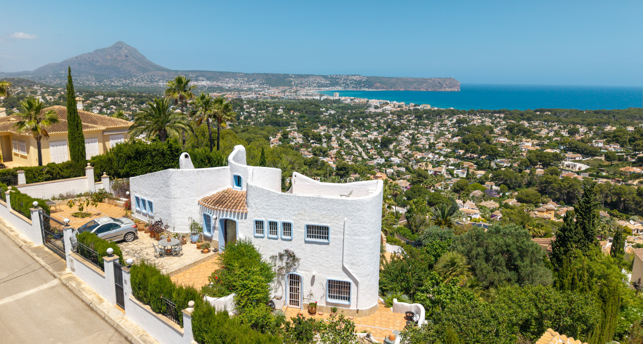 Villa met panoramisch zeezicht in Javea
