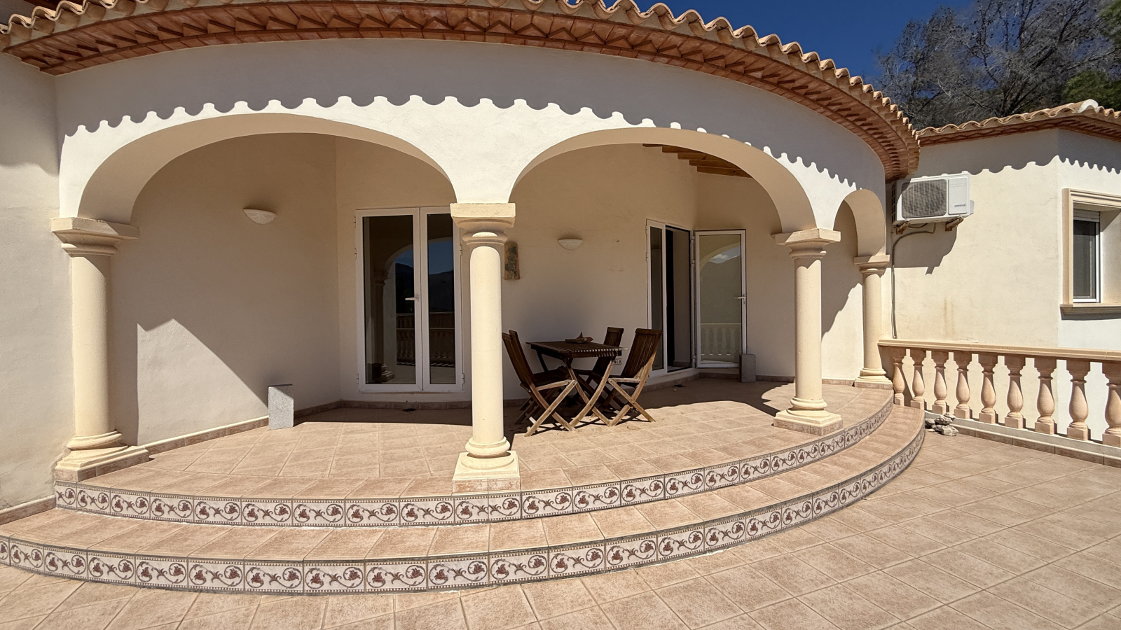 Villa te koop in Pego