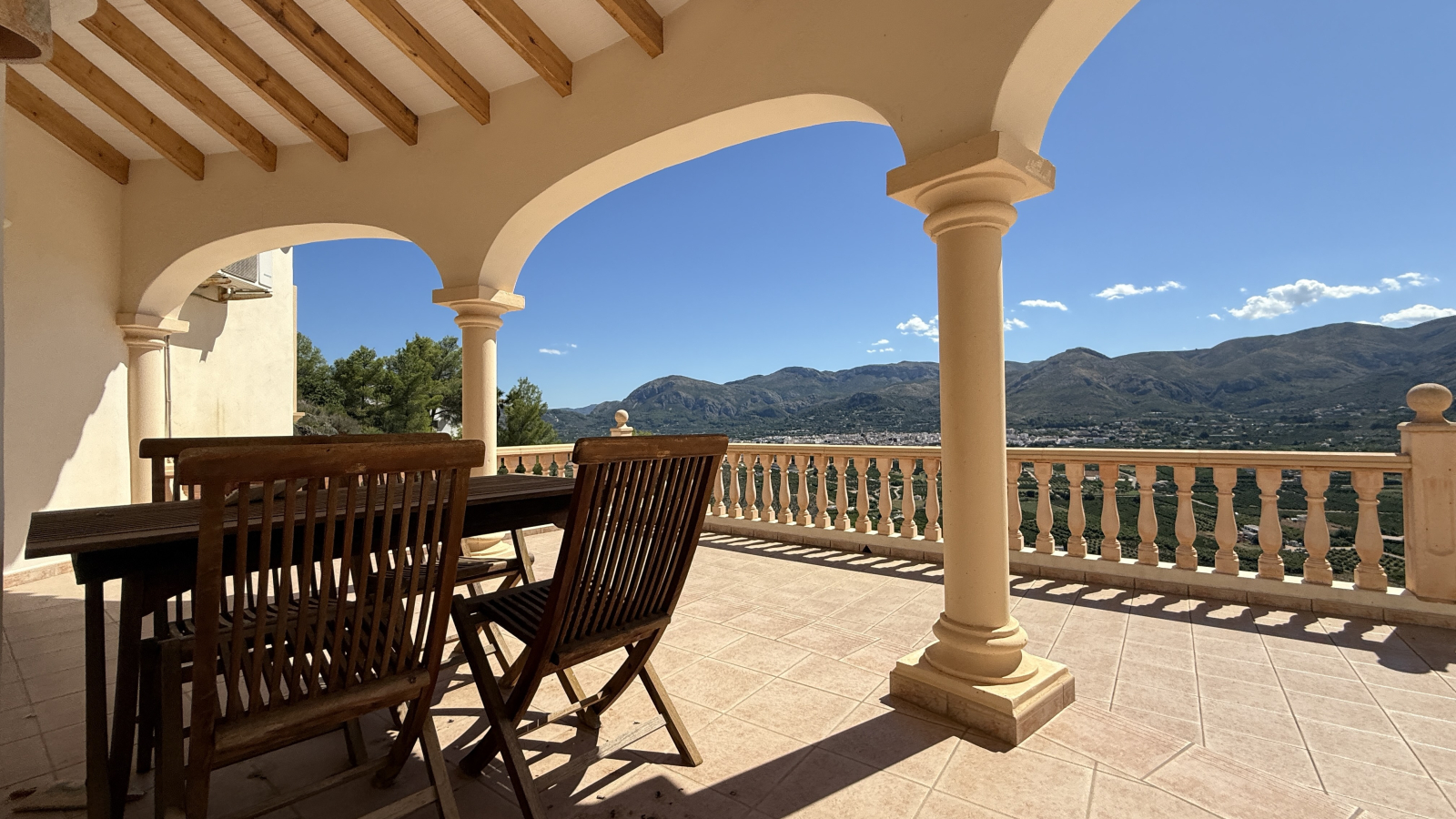Villa te koop in Pego