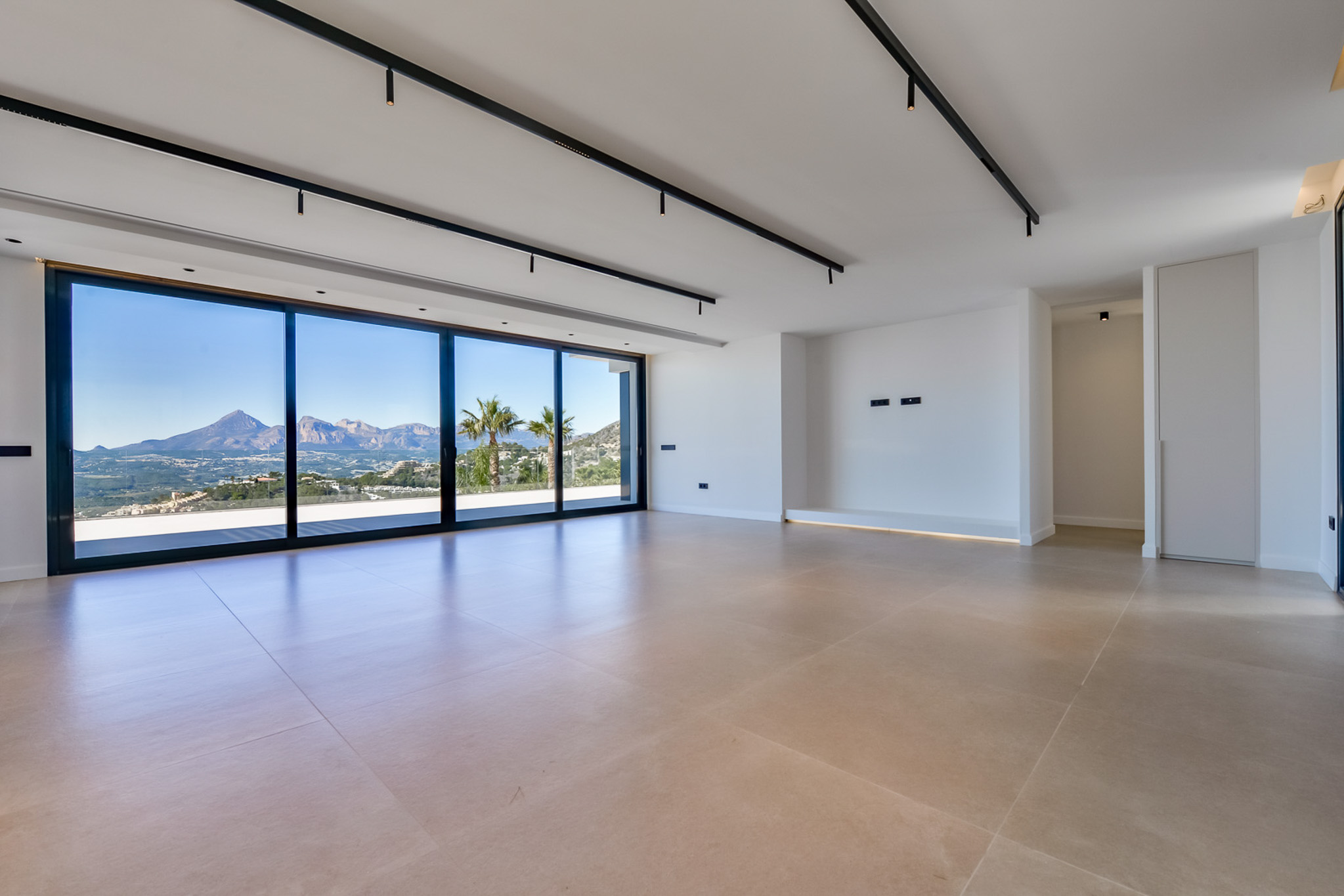 DP-40-C4XY8342ALT-10 Villa te koop in Altea