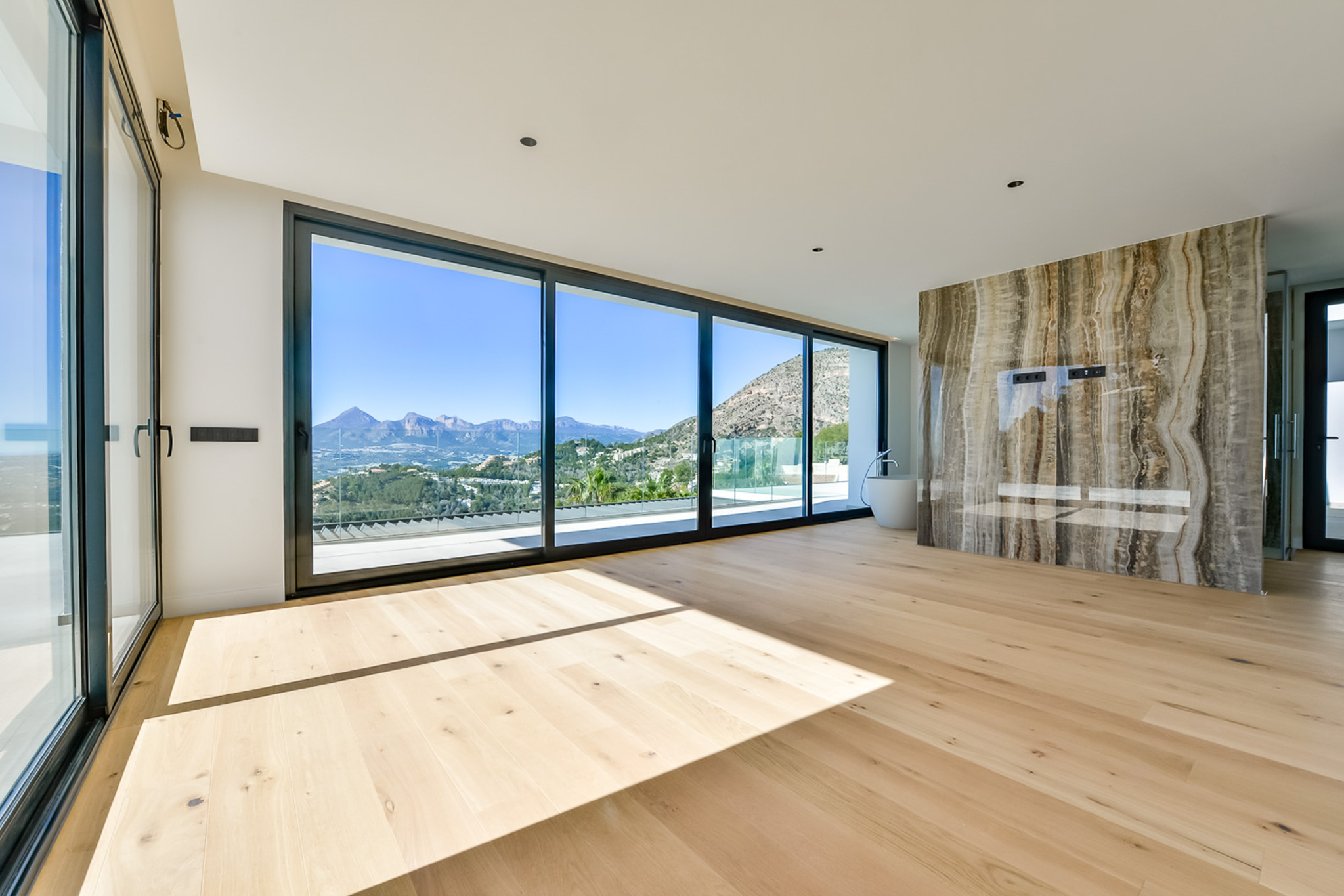 DP-40-C4XY8342ALT-25 Villa te koop in Altea