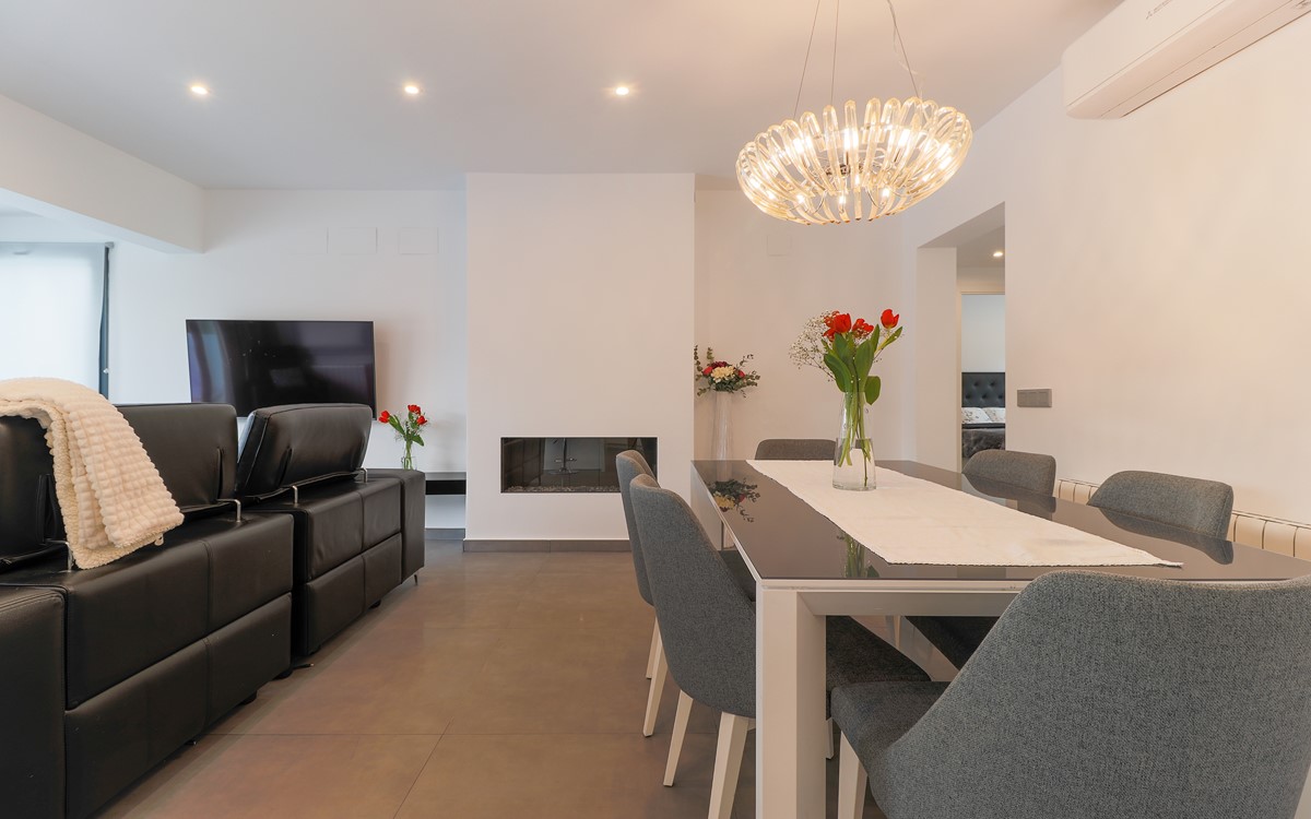 Moderne gelijkvloerse villa met privé zwembad in Moraira