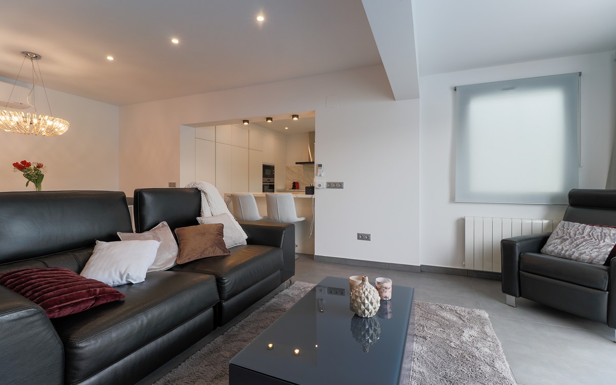 Moderne gelijkvloerse villa met privé zwembad in Moraira