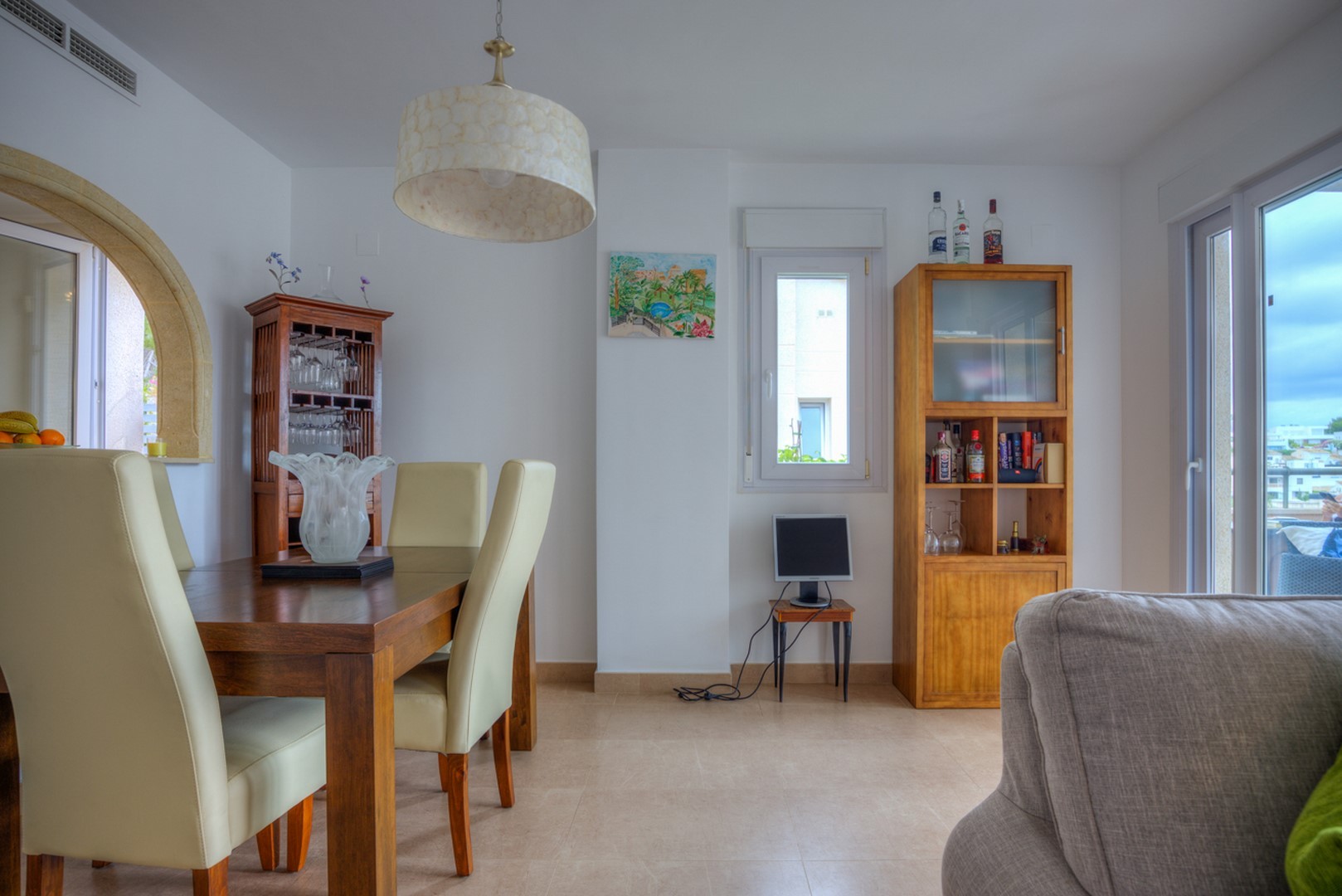 Moderne villa gelegen op exclusief park in Moraira