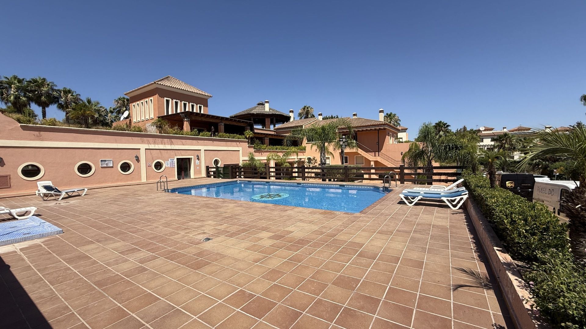 Villa te koop in Coín