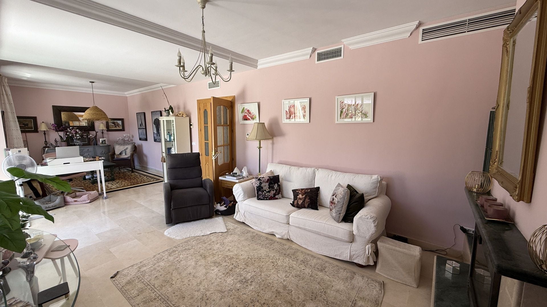 Villa te koop in Coín