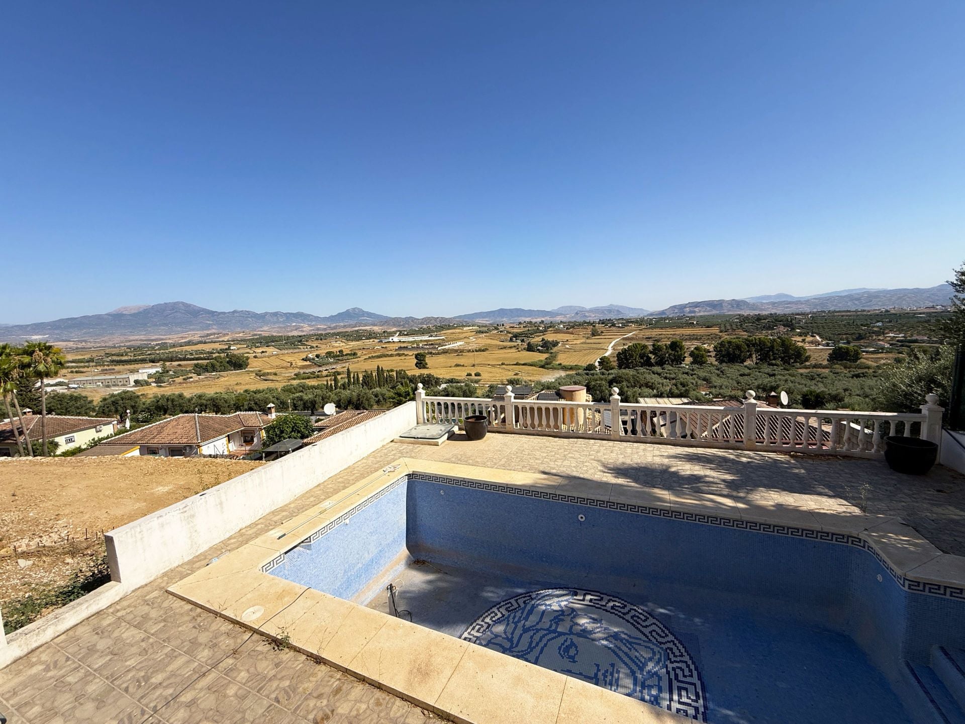 DP-52-V5433646-2 Villa te koop in Coín