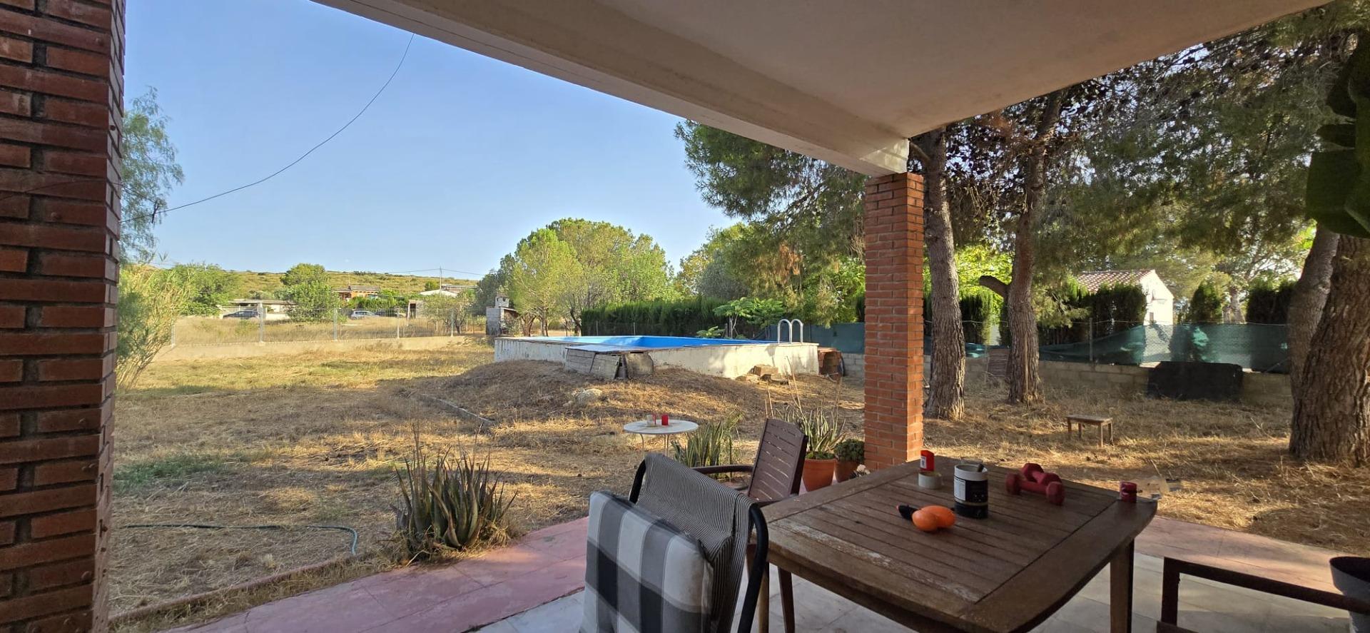Villa te koop in Lliria