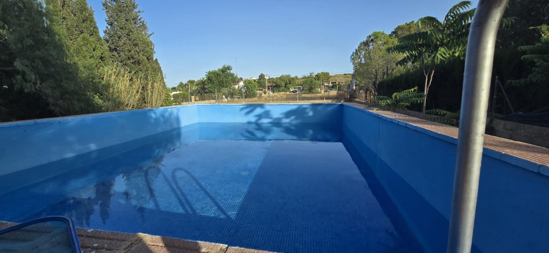 Villa te koop in Lliria