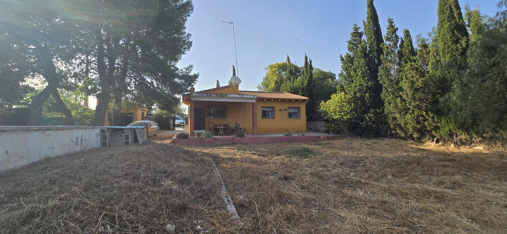 Villa te koop in Lliria