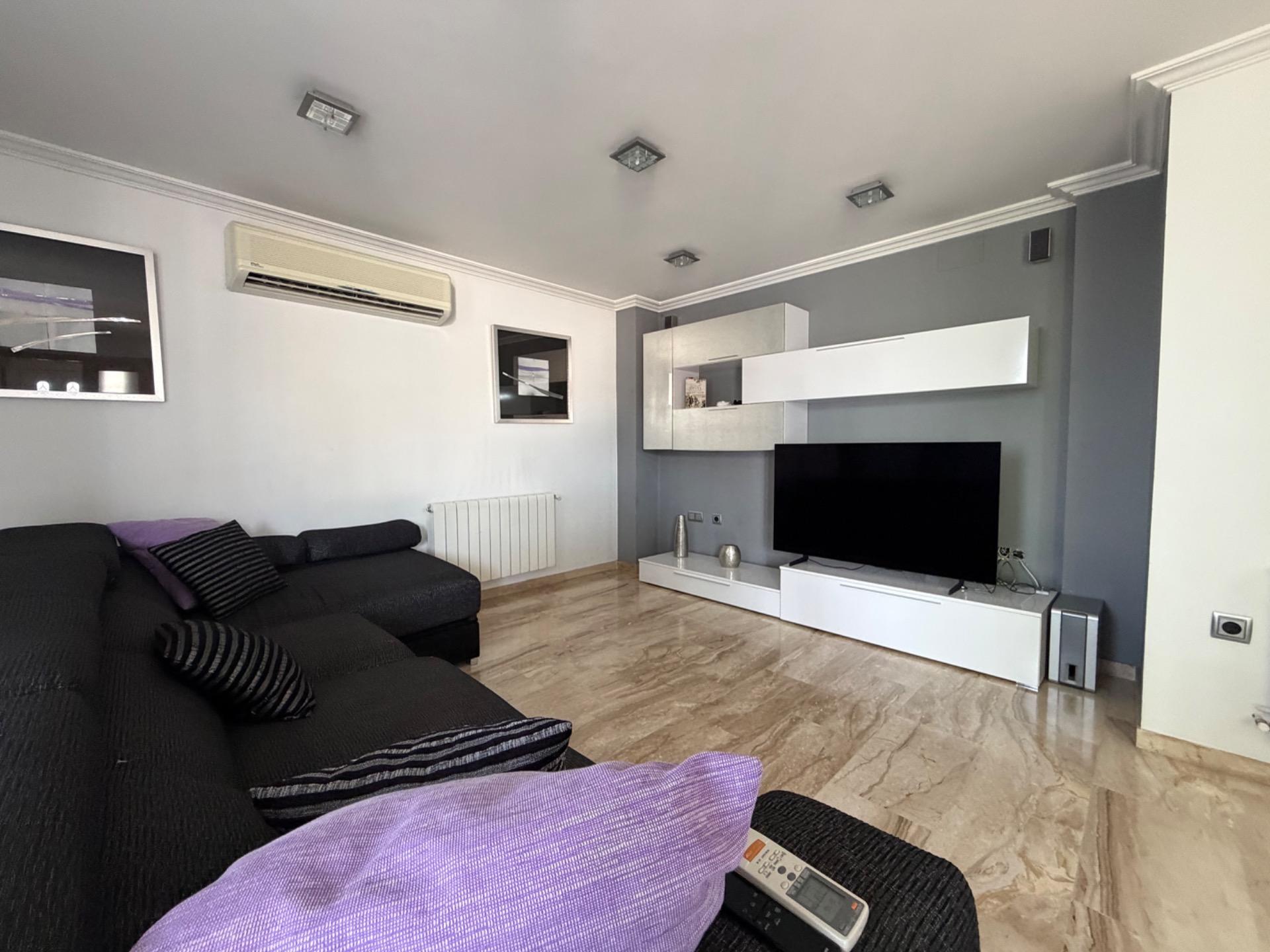 Villa te koop in Riba – Roja de Turia