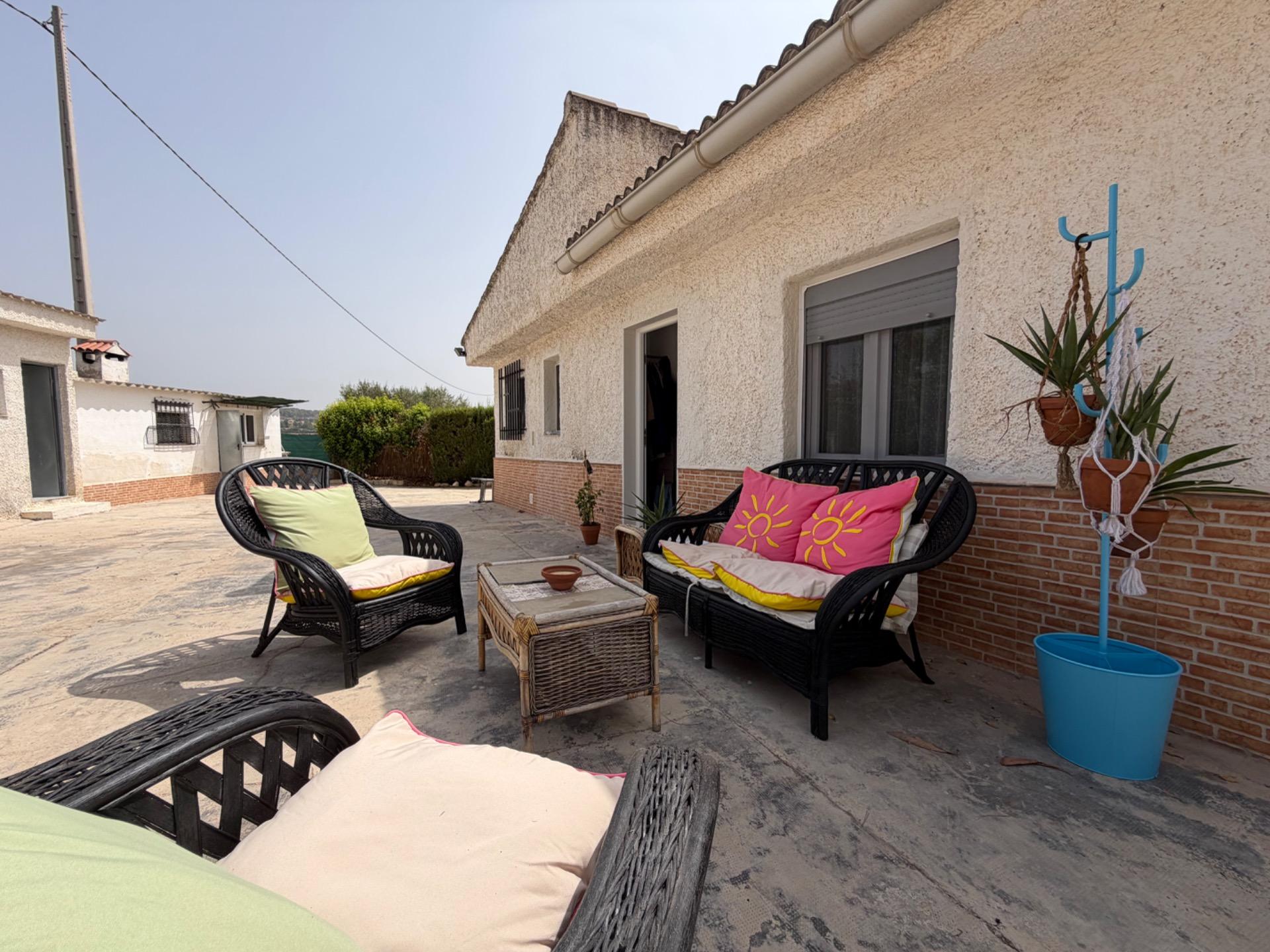 Villa te koop in Pedralba