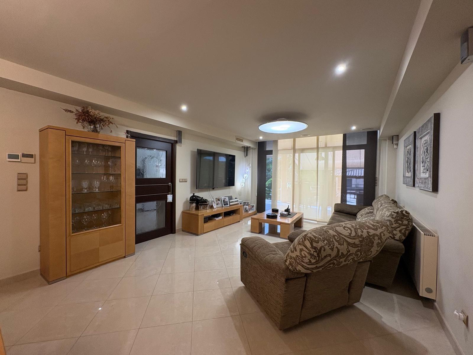 Villa te koop in La Pobla de Vallbona