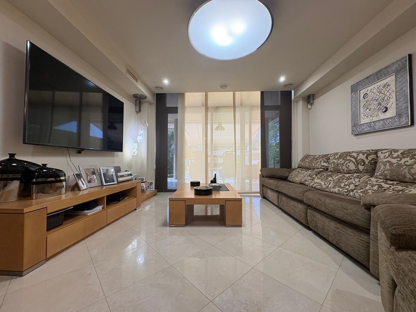 Villa te koop in La Pobla de Vallbona