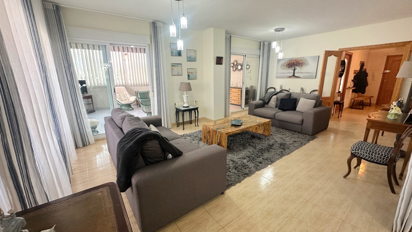 Appartement te koop in Albir