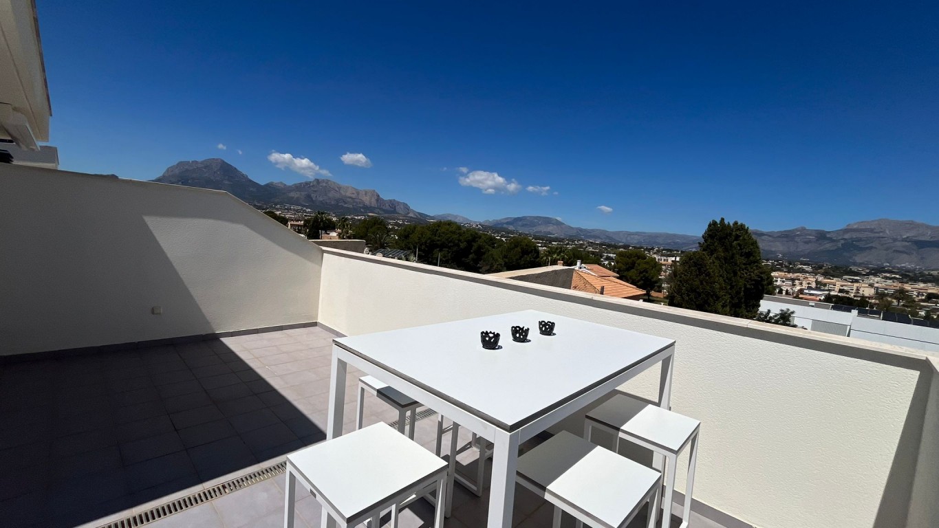 Villa te koop in Albir