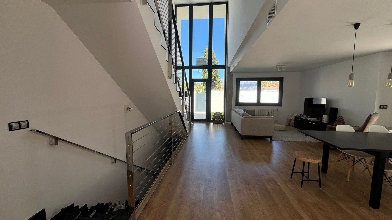 Villa te koop in Albir