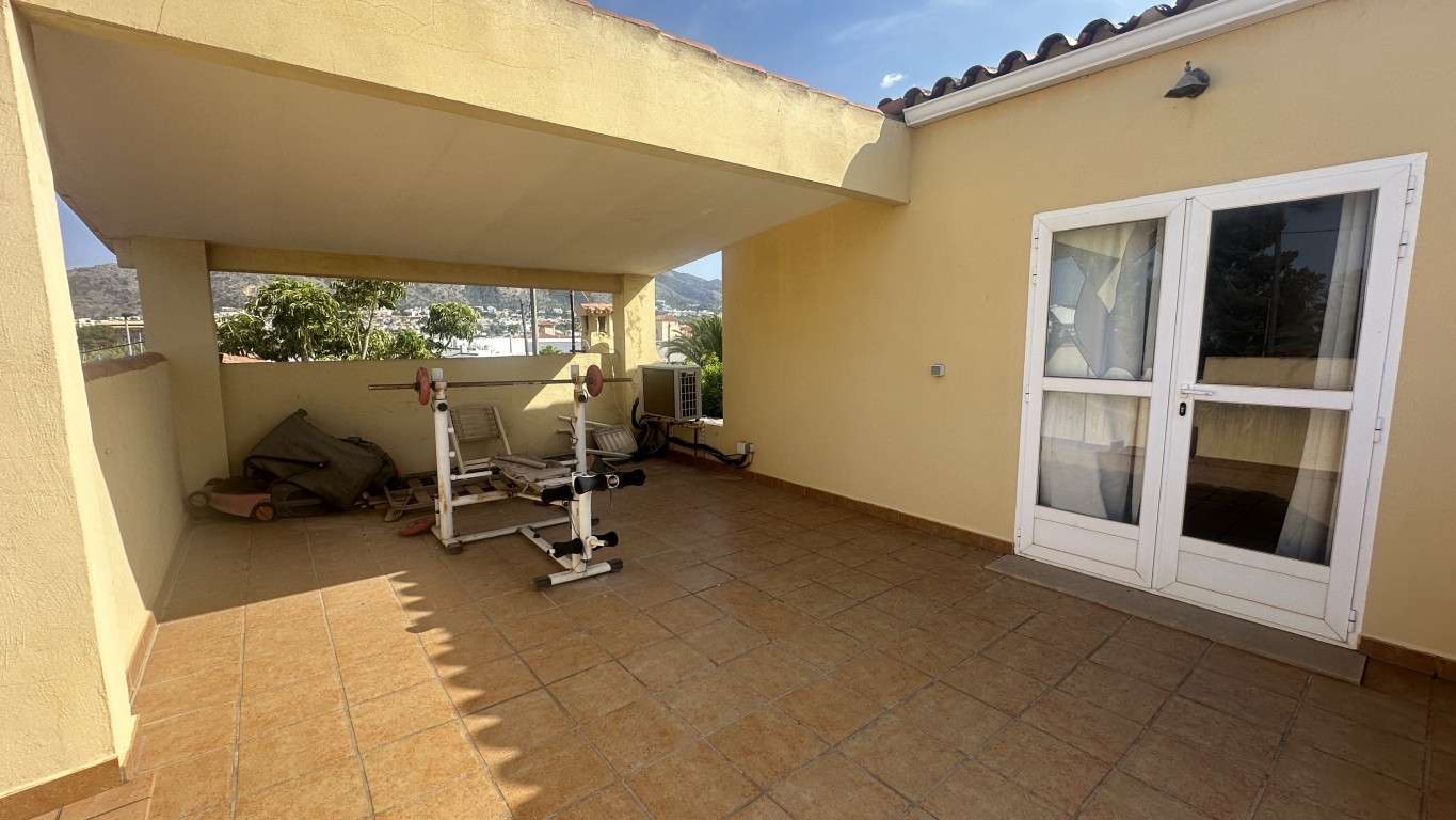 Villa te koop in Albir