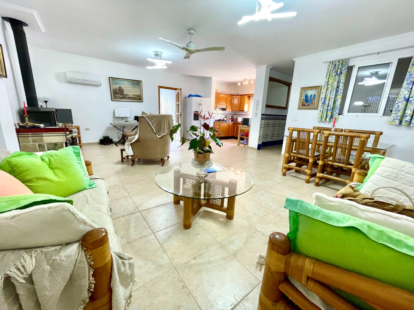 Villa te koop in Daya Nueva