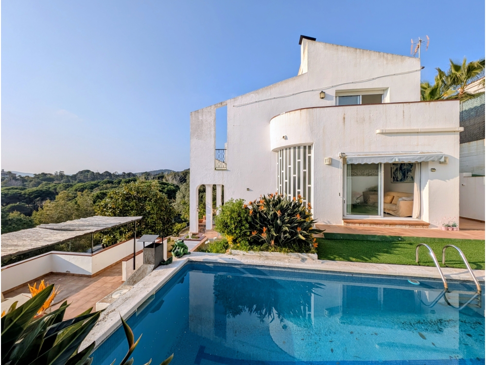 Villa te koop in Lloret de Mar