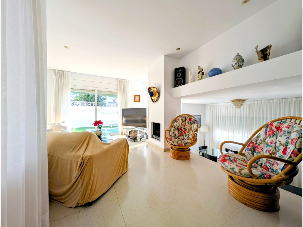 Villa te koop in Lloret de Mar