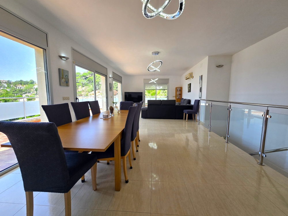Villa te koop in Lloret de Mar
