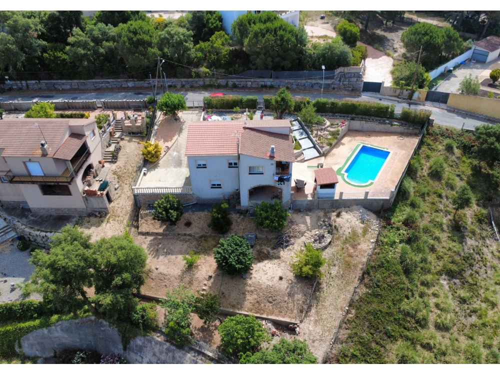 Villa te koop in Vidreres