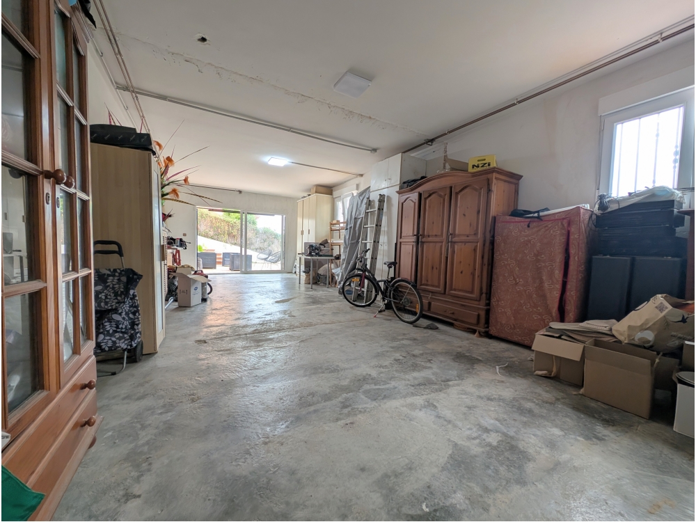 Villa met zeezicht te koop in Lloret de Mar