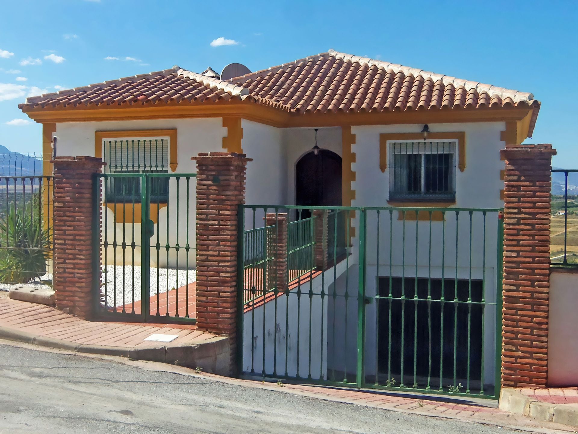 Villa te koop in Coín