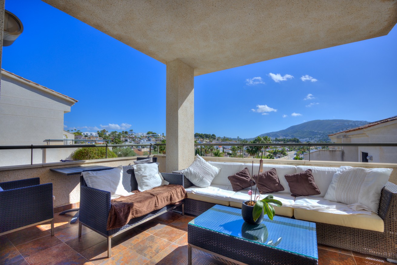 Moderne villa gelegen op exclusief park in Moraira
