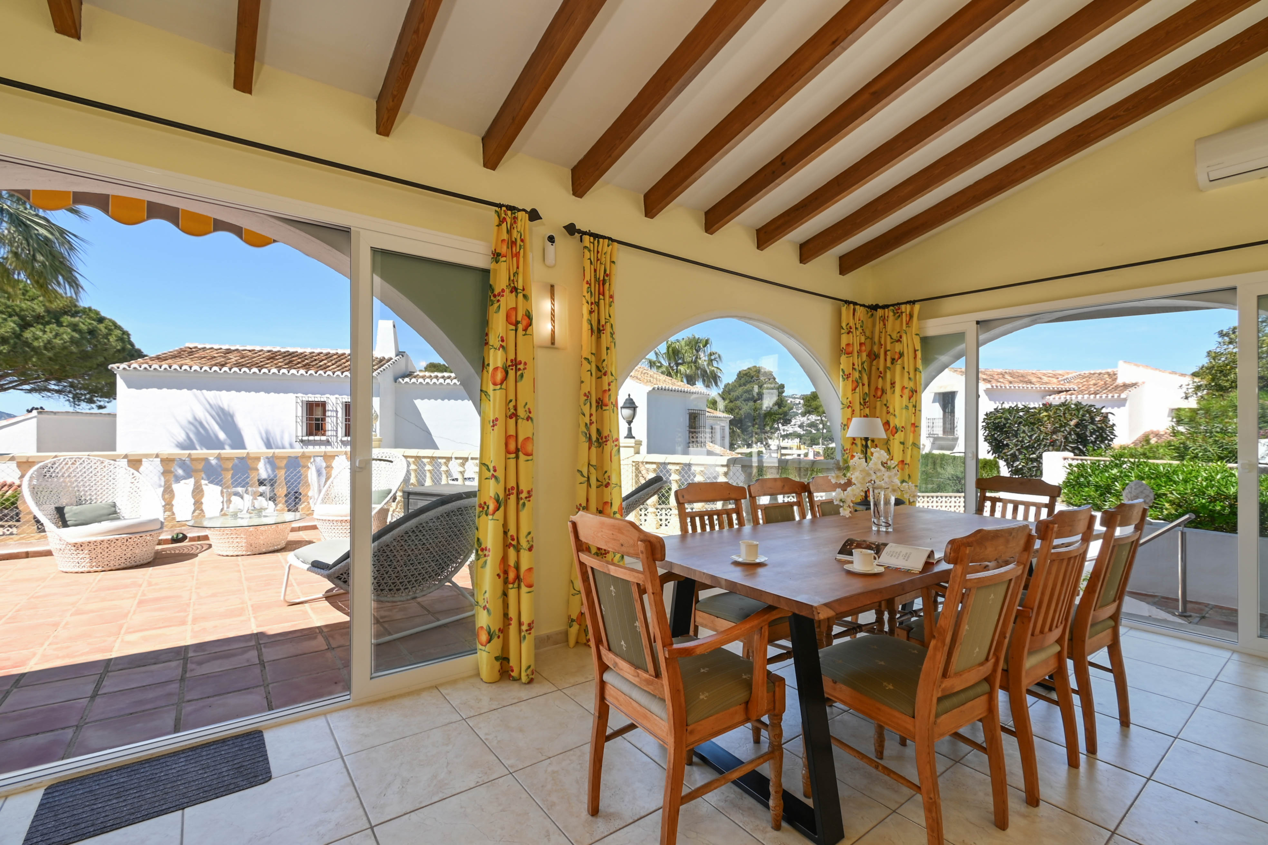 Mediterrane villa in met zeezicht loopafstand centrum en strand Moraira
