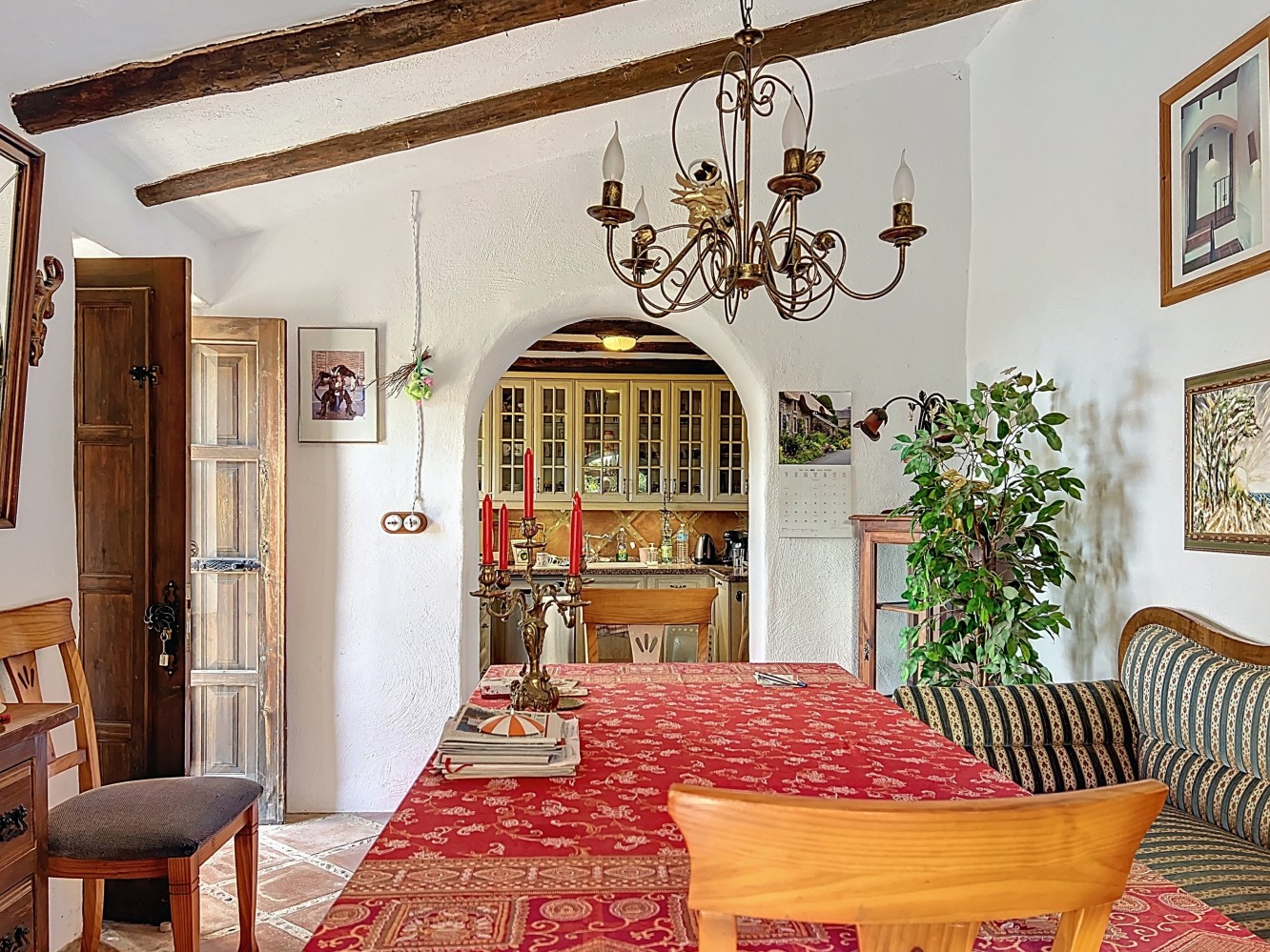 Villa te koop in Sayalonga