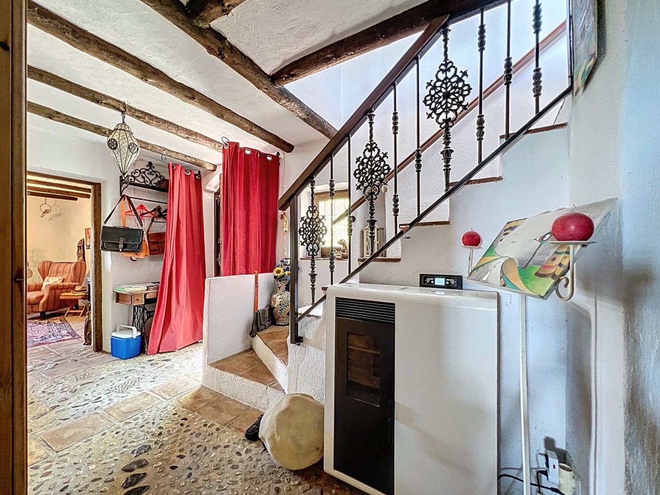 Villa te koop in Sayalonga