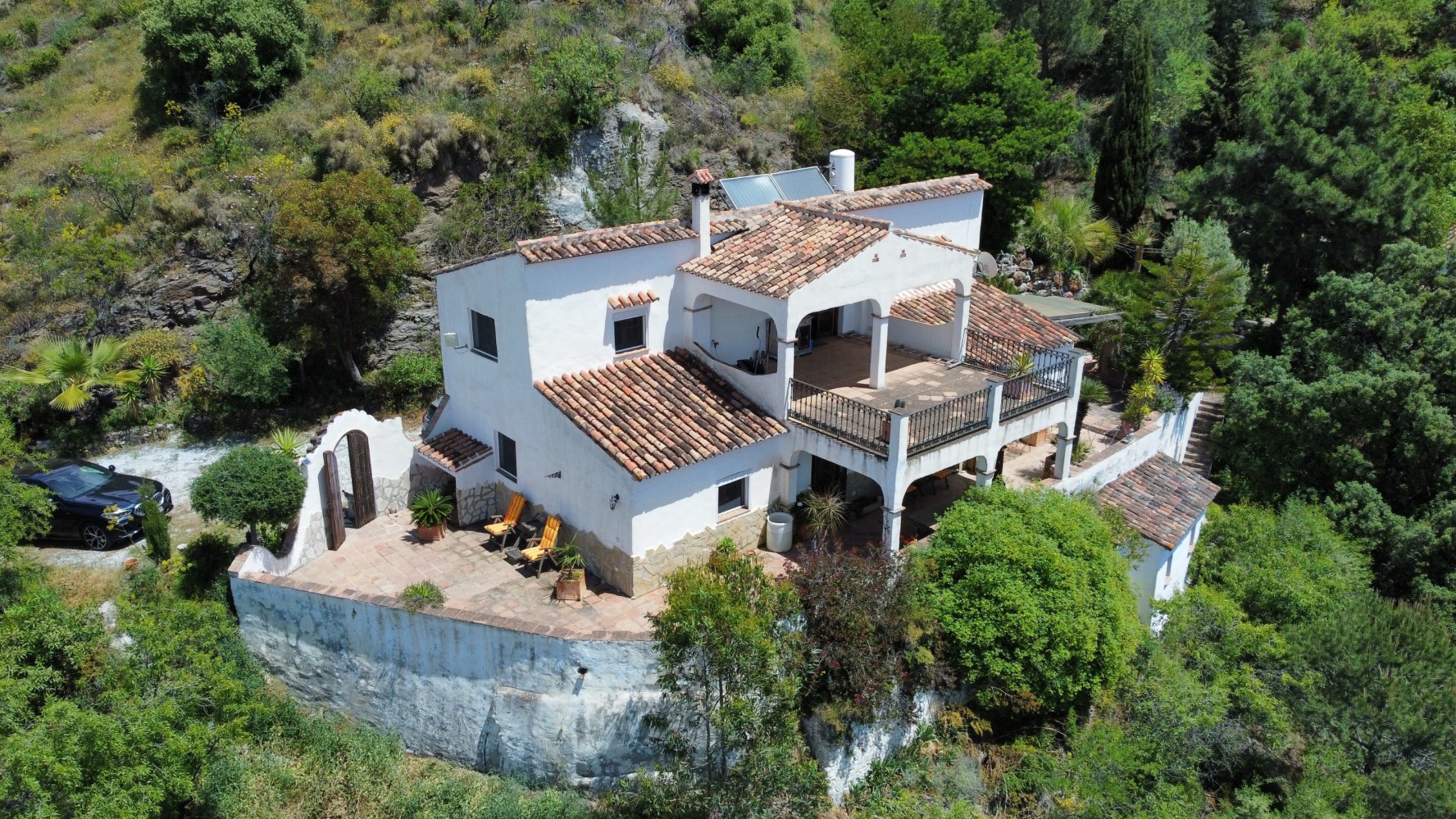 Villa te koop in Sayalonga