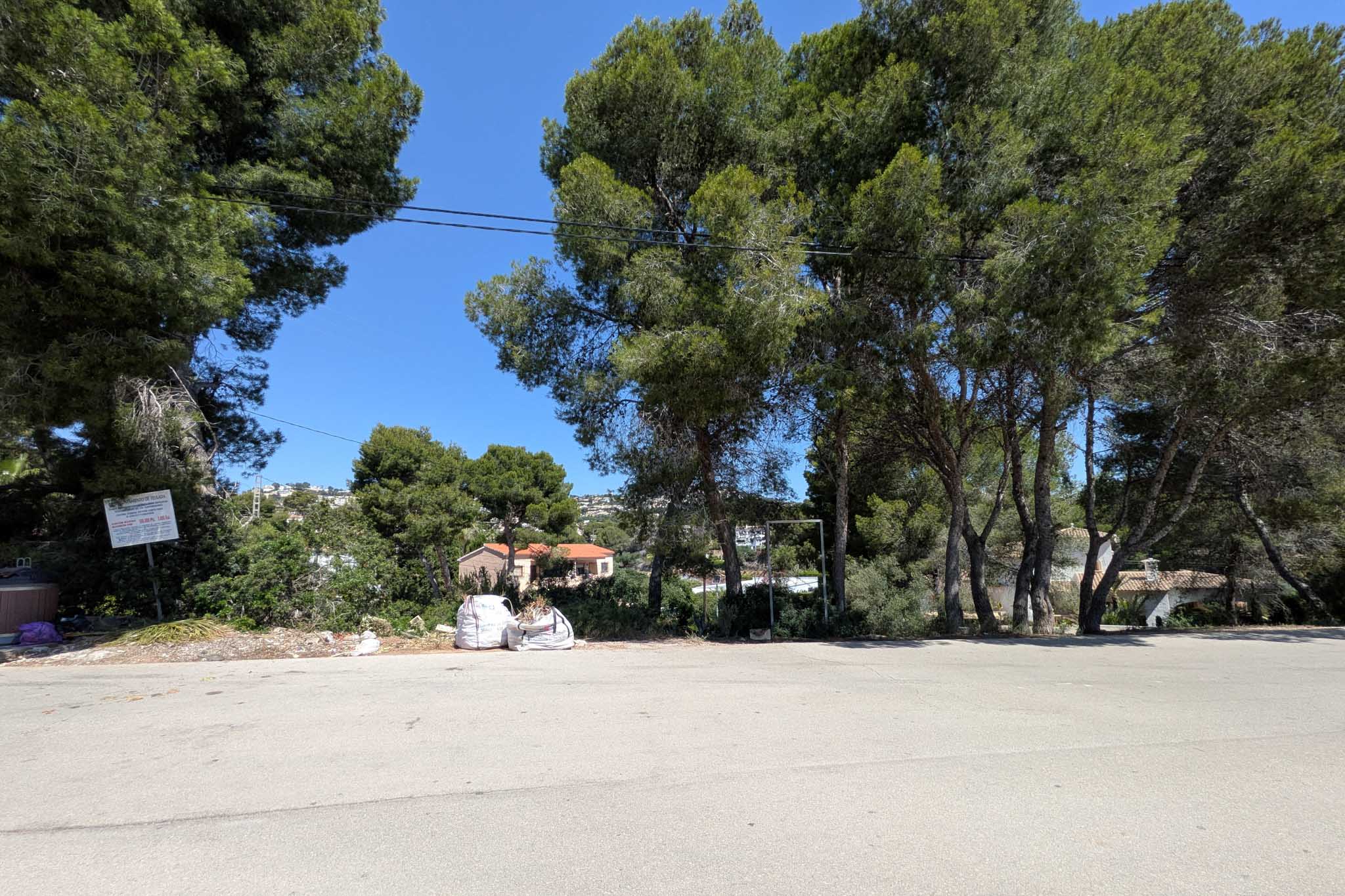 Grondstuk te koop in Moraira