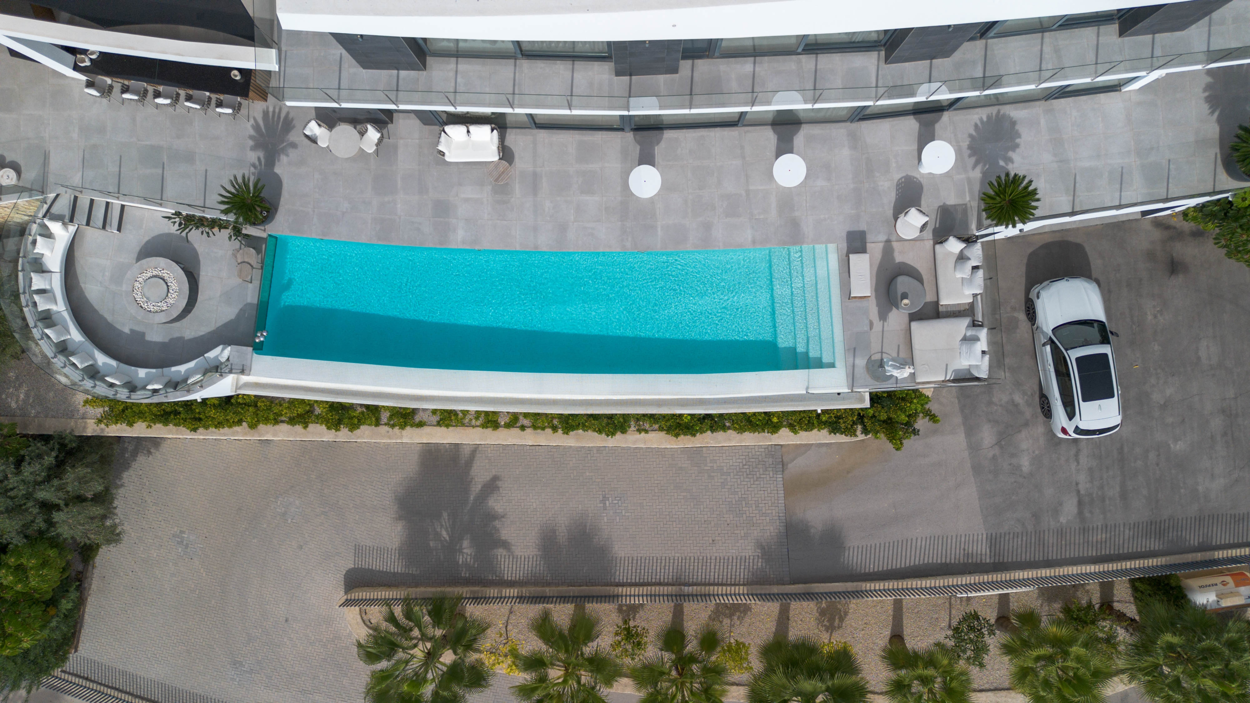 DP-70-TABEN3222-15 Uitzonderlijke design villa met indoor pool, spa en zeezicht in Benissa