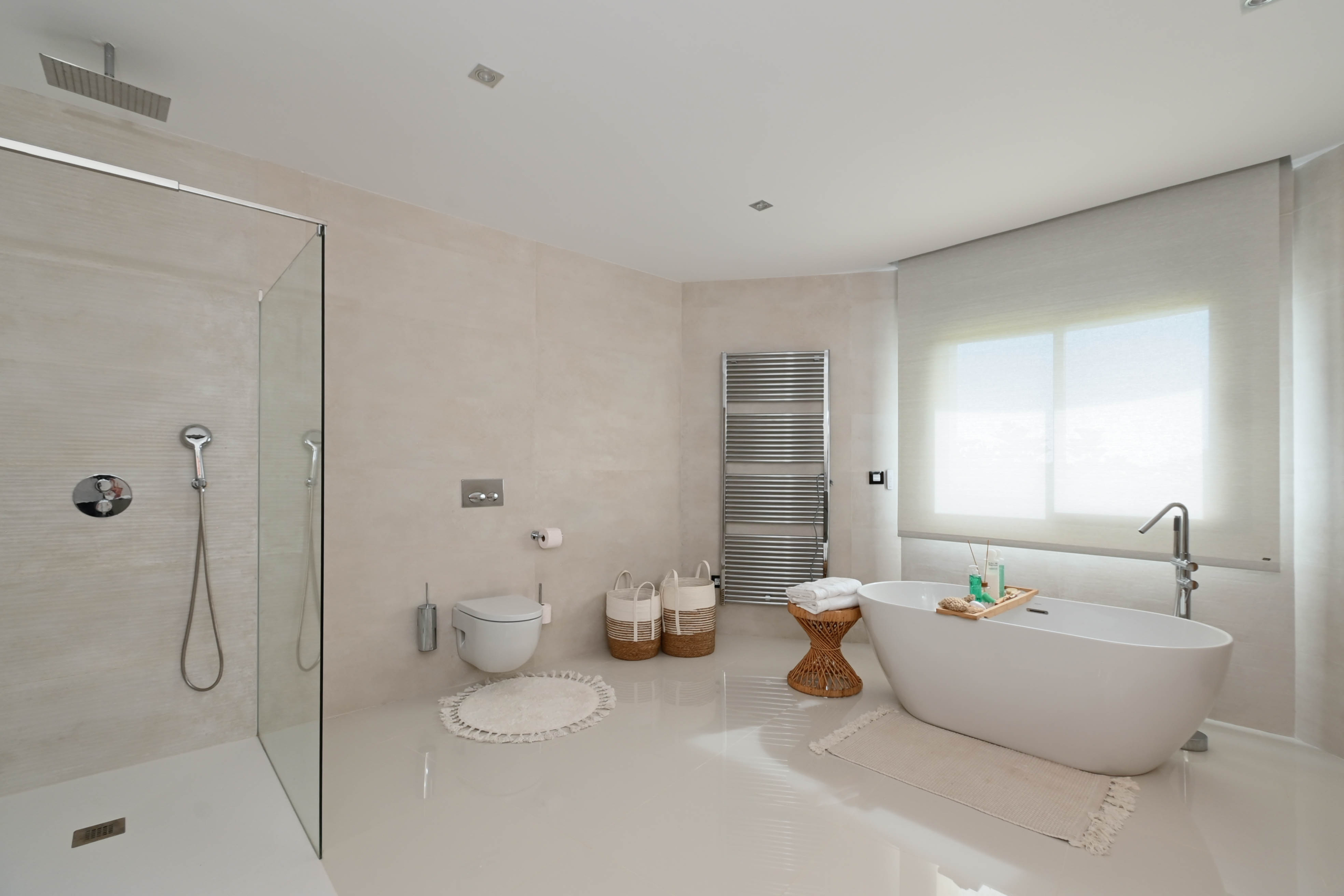 DP-70-TABEN3222-27 Uitzonderlijke design villa met indoor pool, spa en zeezicht in Benissa