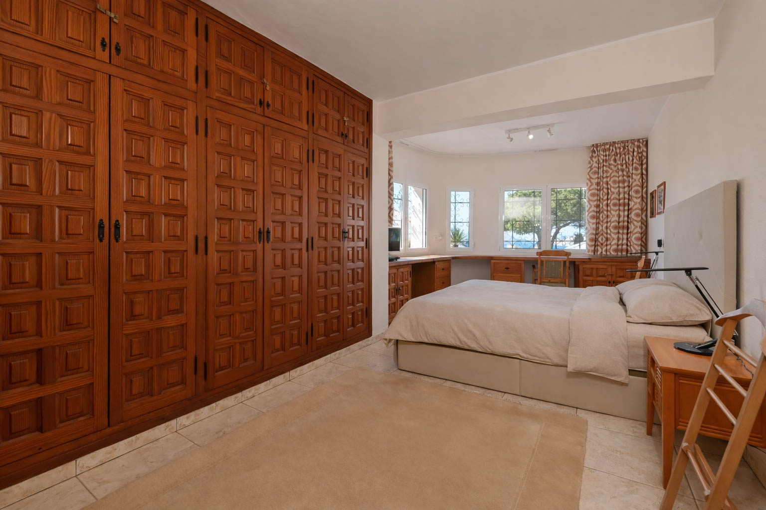 Mediterrane villa in met zeezicht loopafstand centrum en strand Moraira