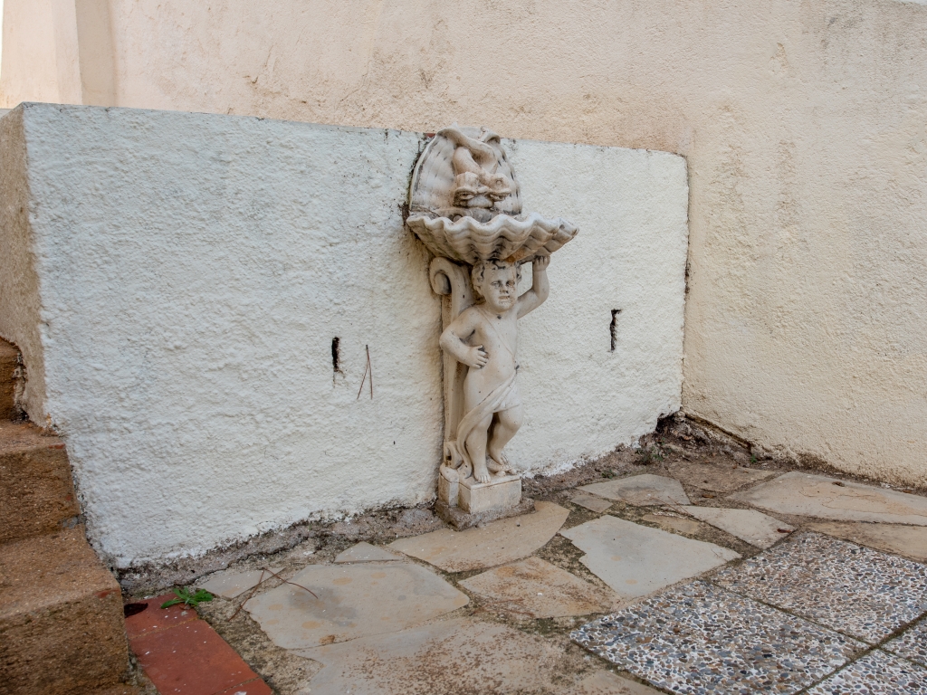 Villa met zeezicht te koop in Lloret de Mar