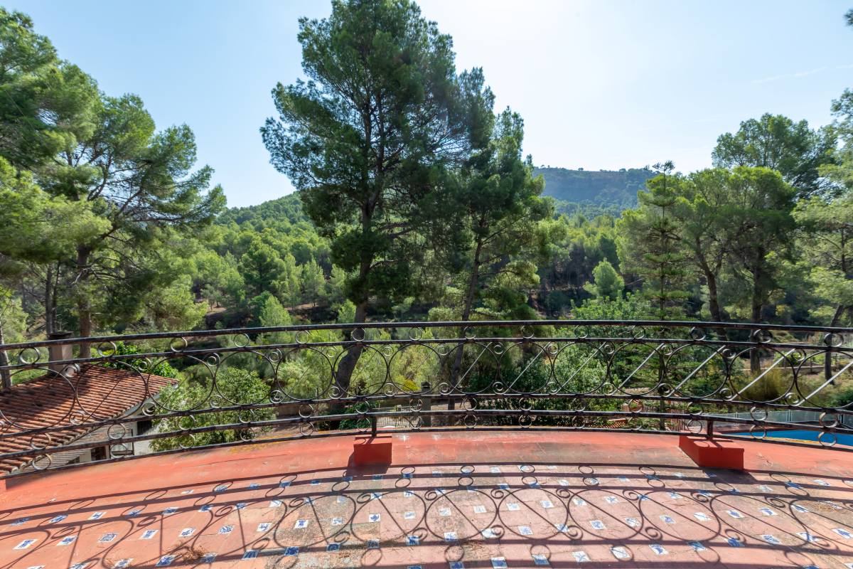 Villa te koop in Naquera Valencia (27) Unieke villa met zwembad te koop in Naquera