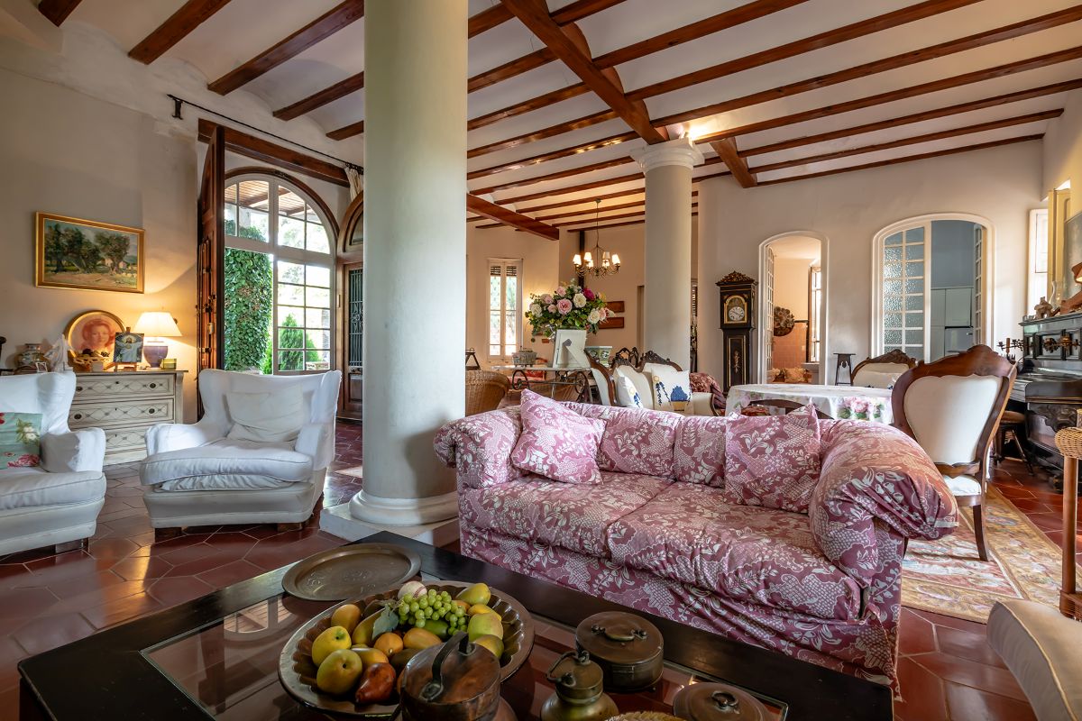 Villa te koop in Naquera Valencia (3) Unieke villa met zwembad te koop in Naquera