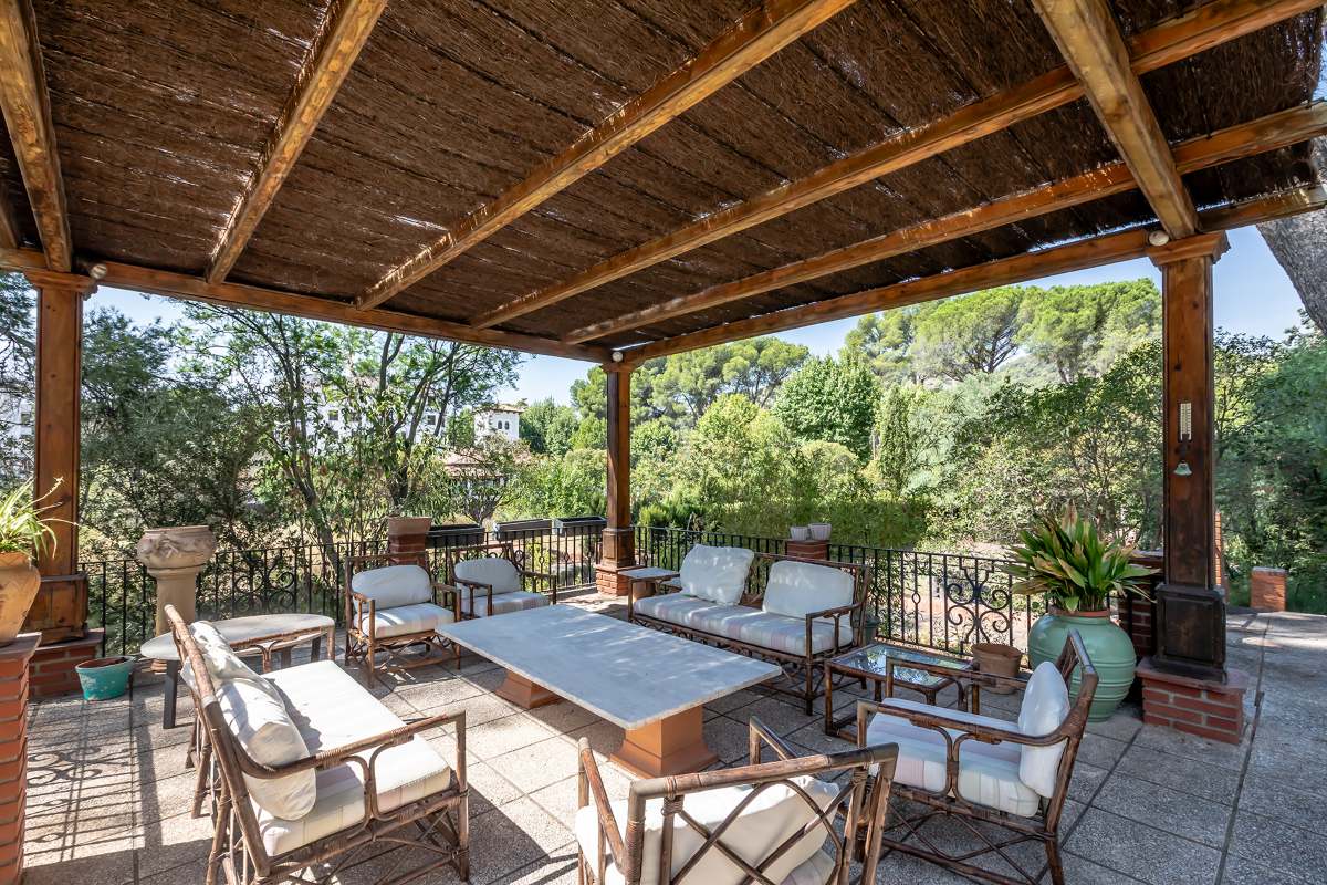 Villa te koop in Naquera Valencia (44) Unieke villa met zwembad te koop in Naquera