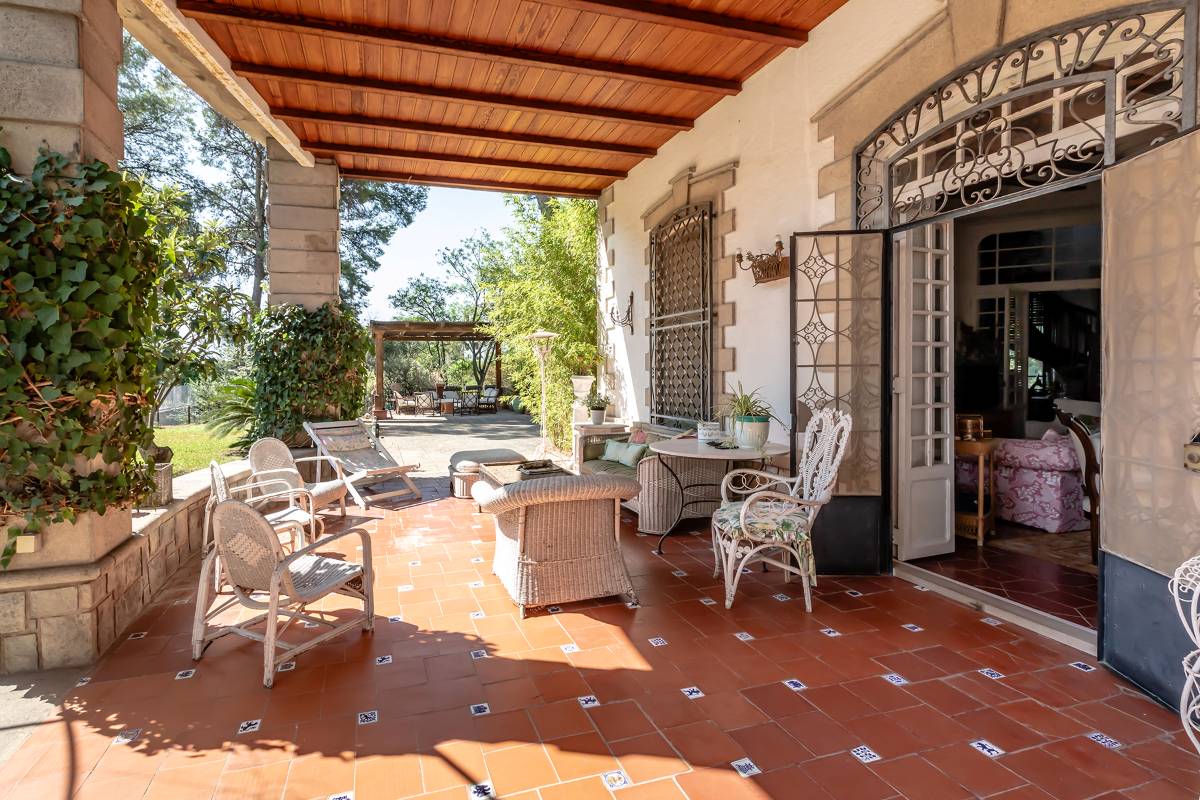 Villa te koop in Naquera Valencia (49) Unieke villa met zwembad te koop in Naquera